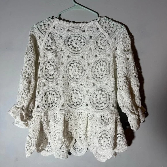 Solitaire Crotchet Cream Lace Top Scalloped Hem - Picture 6 of 6